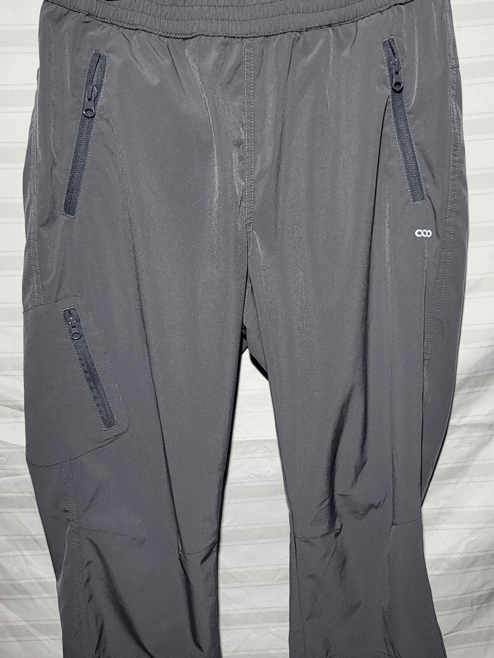 33,000ft Women's Gray Athletic Outdoor Hiking Capris